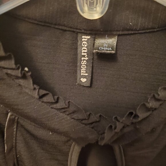 Women's HeartSoul Blouse. Size L, Black, Ruffles w/keyhole front, Great Cond! - Picture 2 of 3